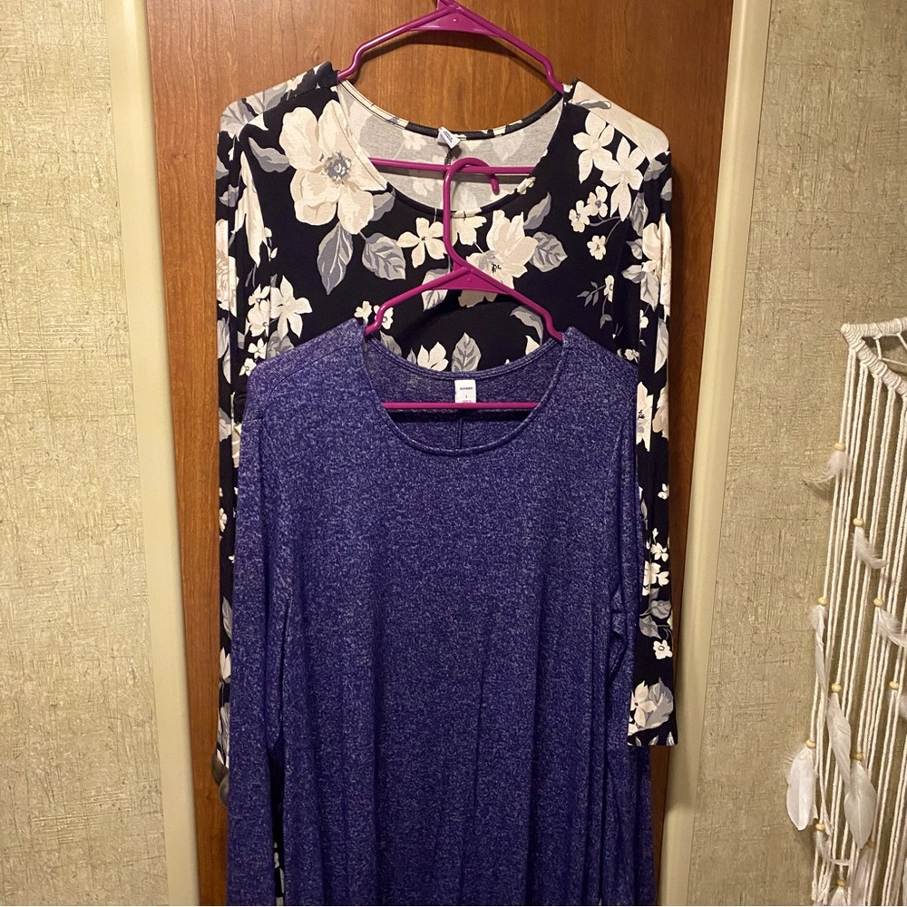 Old Navy Long Sleeved Dresses Size L Set of 2